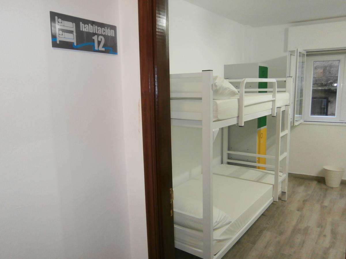 A Barca De Pedra Hostel Padron Luaran gambar