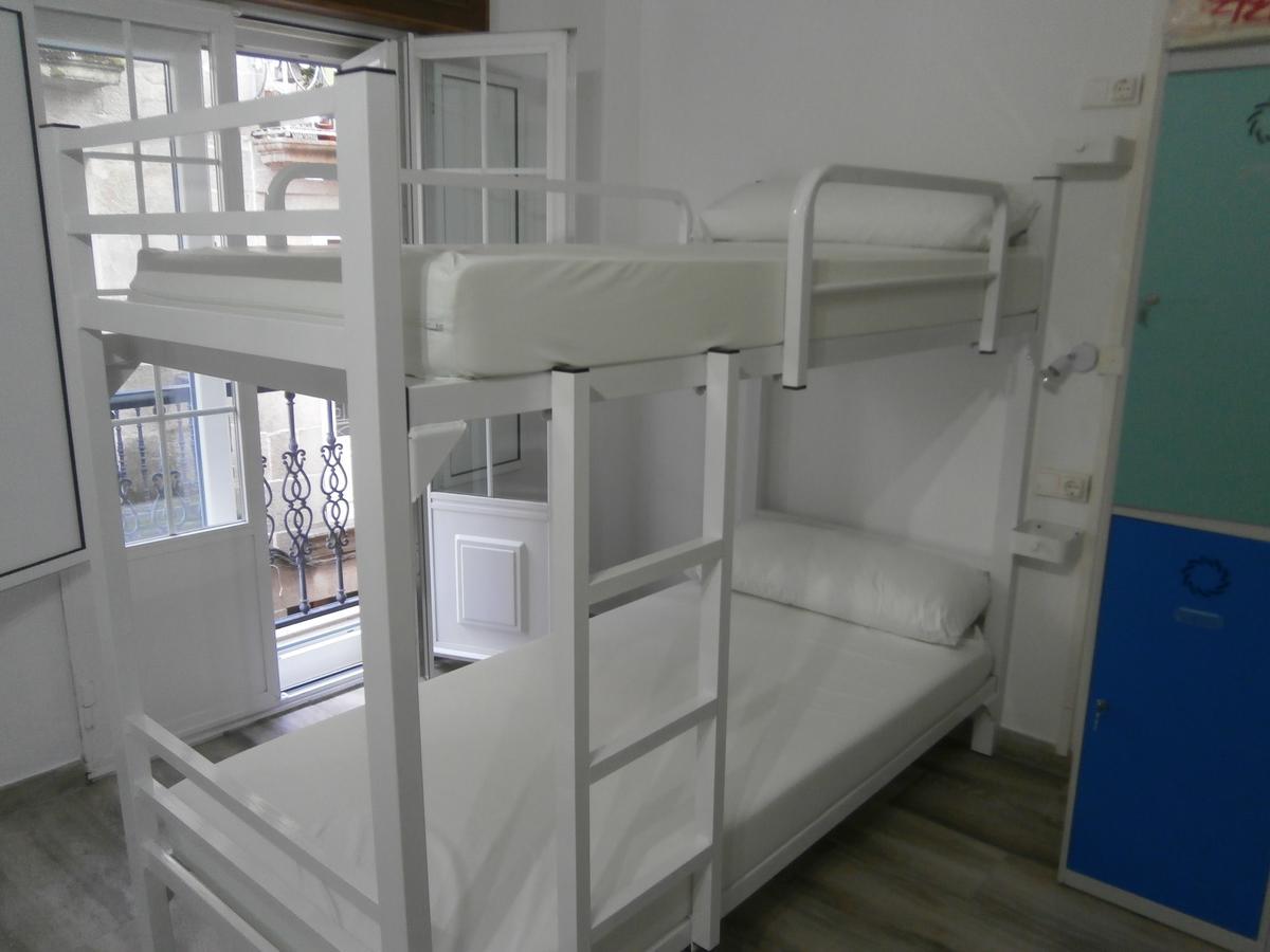 A Barca De Pedra Hostel Padron Luaran gambar